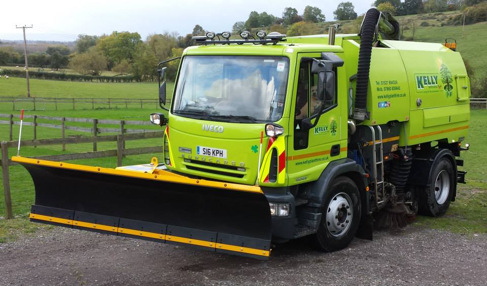 Kelly Plant Hire Johnstone VT650 Sweeper